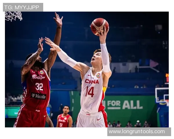 王哲林的篮球之路：从青涩少年到CBA明星的成长故事与奋斗历程